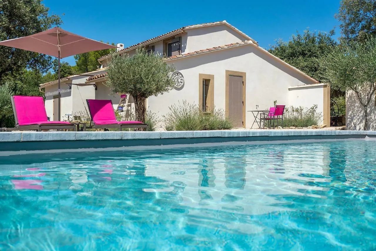 Mas La Cheneraie Lourmarin - Au Calme, A 10 Mn Du Centre Ville A Pied Guest house