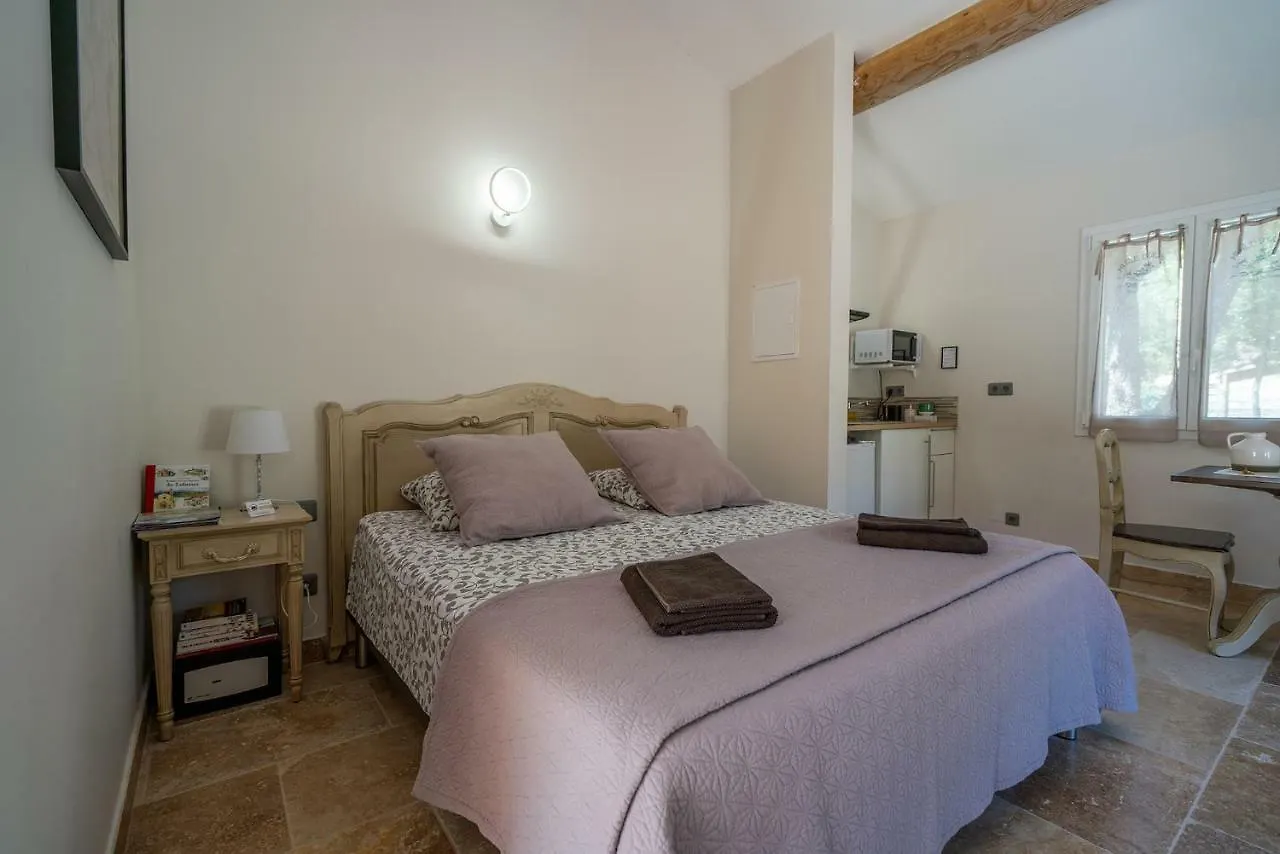 Mas La Cheneraie Lourmarin - Au Calme, A 10 Mn Du Centre Ville A Pied France